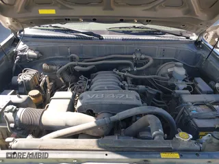 2006 Toyota Sequoia SR5 with VIN 5TDZT34A96S274645, listed as a IAAI auction lot 41767890 with 220,108 mi miles. Bid and sale history available at carsss.com. Image 10.