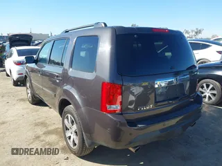 2015 Honda Pilot Touring with VIN 5FNYF3H94FB002236, listed as a IAAI auction lot 41735221 with 112,766 mi miles. Bid and sale history available at carsss.com. Image 3.