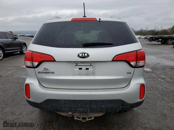2015 Kia Sorento LX with VIN 5XYKTDA79FG608153, listed as a Copart auction lot 53054295 with 141,276 mi miles and Clean Title. Bid and sale history available at carsss.com. Image 6.
