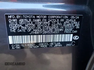 2024 Lexus IS 300 F Sport z VIN JTHB81F28R5054001, wystawiony jako Copart lot #41886945 z przebiegiem 7 986 mil mil oraz Szkoda całkowita • Salvage title. Historia ofert i sprzedaży dostępna na DreamBid. Obrazek 13.