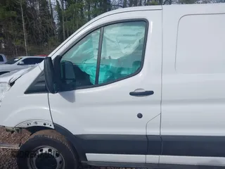 2022 Ford Transit Cargo with VIN 1FTYE1Y88NKA67543, listed as a IAAI auction lot 41540739 with 61,099 mi miles. Bid and sale history available at carsss.com. Image 14.