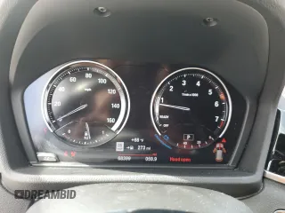 2020 BMW X1 xDrive28i с VIN WBXJG9C00L5P75859, выставлен на аукционе Copart как лот 59660735 с пробегом 68 399 миль миль и Списание • Salvage title. История ставок и продаж доступна на DreamBid. Изображение 9.