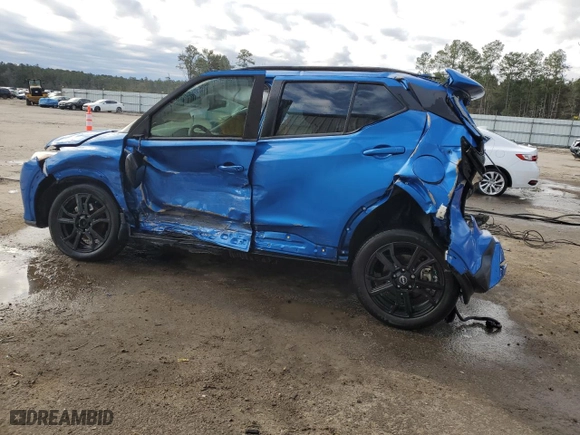 2022 Nissan Kicks SR with VIN 3N1CP5DV1NL501097, listed as a Copart auction lot 88342725 with 35,266 mi miles and Salvage Title. Bid and sale history available at carsss.com. Image 2.