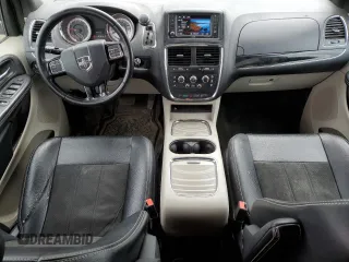 2019 Dodge Grand Caravan SE with VIN 2C4RDGBG3KR728242, listed as a Copart auction lot 49245185 with 189,653 mi miles and Salvage Title. Bid and sale history available at DreamBid. Image 8.