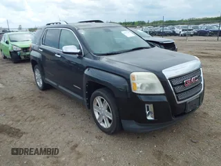 2011 GMC Terrain SLT-2 with VIN 2CTFLXEC9B6356152, listed as a IAAI auction lot 42131430 with 189,768 mi miles. Bid and sale history available at carsss.com. Image 1.