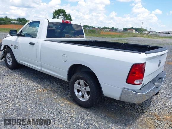 2019 Ram 1500 Tradesman z VIN 3C6JR6DT4KG561518, wystawiony jako IAAI lot #42726625 z przebiegiem 161 859 mil mil oraz . Historia ofert i sprzedaży dostępna na DreamBid. Obrazek 3.