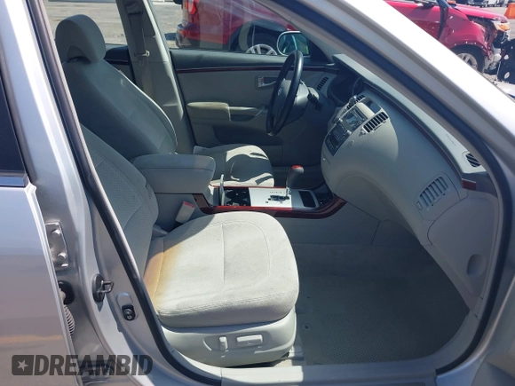 2006 Hyundai Azera SE with VIN KMHFC46F76A073367, listed as a IAAI auction lot 42174768 with 49,314 mi miles and . Bid and sale history available at DreamBid. Image 5.