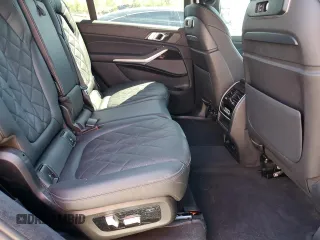 2024 BMW X7 xDrive40i z VIN 5UX23EM09R9T85217, wystawiony jako Copart lot #55027125 z przebiegiem 30 337 mil mil oraz Szkody całkowita. Historia ofert i sprzedaży dostępna na DreamBid. Obrazek 11.