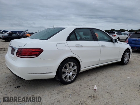2014 Mercedes-Benz E-Class E 250 BlueTEC Luxury with VIN WDDHF0EB5EA906325, listed as a Copart auction lot 74458984 with Not Provided miles and Salvage Title. Bid and sale history available at carsss.com. Image 3.
