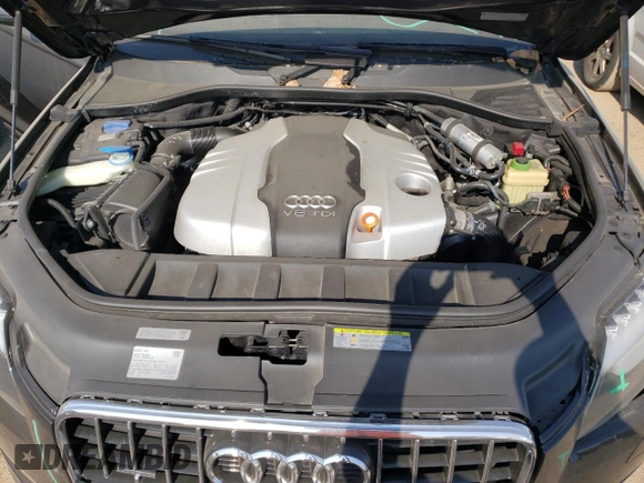 2013 Audi Q7 Premium Plus with VIN WA1LMAFE8DD011475, listed as a Copart auction lot 64720144 with 125,632 mi miles and Salvage title. Bid and sale history available at DreamBid. Image 11.