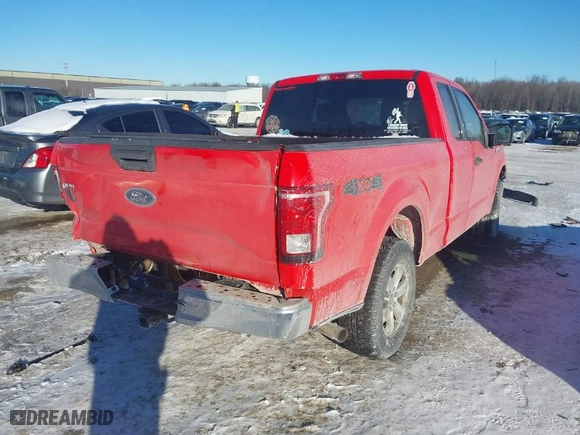 2015 Ford F-150 XLT with VIN 1FTEX1EP4FKE91098, listed as a IAAI auction lot 41232888 with 175,693 mi miles. Bid and sale history available at carsss.com. Image 4.
