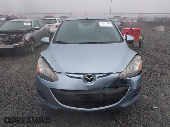 2013 Mazda 2 Sport z VIN JM1DE1KZ0D0167646, wystawiony jako IAAI lot #41335289 z przebiegiem 48 380 mil mil oraz . Historia ofert i sprzedaży dostępna na DreamBid. Obrazek 12.