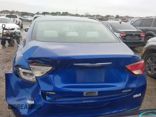 2015 Chrysler 200 Limited with VIN 1C3CCCAB5FN760835, listed as a IAAI auction lot 41566715 with 128,852 mi miles. Bid and sale history available at carsss.com. Image 16.