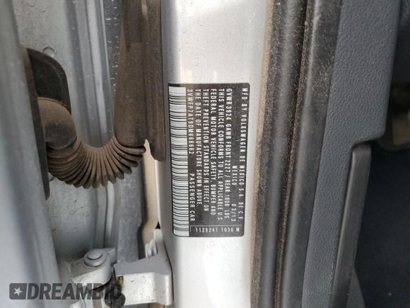 2013 Volkswagen Beetle Entry with VIN 3VWFP7AT9DM668662, listed as a Copart auction lot 59035405 with 114,853 mi miles and Salvage title. Bid and sale history available at DreamBid. Image 12.