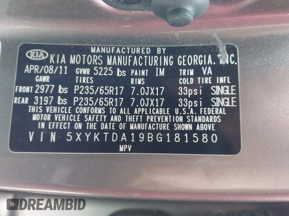 2011 Kia Sorento LX with VIN 5XYKTDA19BG181580, listed as a IAAI auction lot 41386803 with 148,973 mi miles. Bid and sale history available at carsss.com. Image 9.
