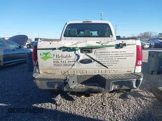 2015 Ford Super Duty F-250 SRW Lariat with VIN 1FT7W2B68FEA26013, listed as a IAAI auction lot 41528281 with 166,947 mi miles. Bid and sale history available at carsss.com. Image 16.