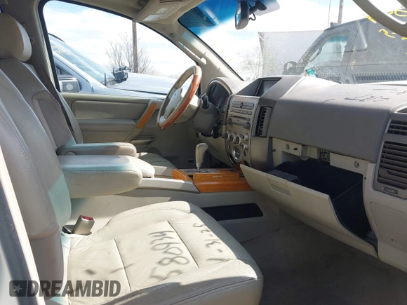 2006 Infiniti QX56 with VIN 5N3AA08C96N809110, listed as a IAAI auction lot 41559615 with 295,270 mi miles. Bid and sale history available at carsss.com. Image 5.