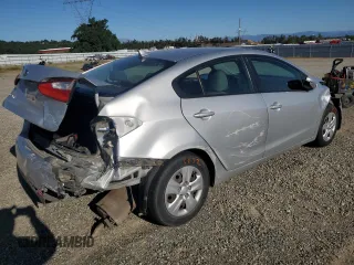 2015 Kia Forte LX with VIN KNAFK4A64F5372898, listed as a Copart auction lot 53389615 with 195,046 mi miles and Salvage Title. Bid and sale history available at carsss.com. Image 3.