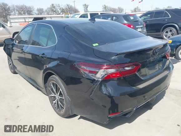 2023 Toyota Camry SE with VIN 4T1T11AK0PU828662, listed as a IAAI auction lot 41741230 with 16,681 mi miles. Bid and sale history available at carsss.com. Image 3.