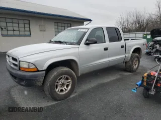 2003 Dodge Dakota Sport with VIN 1D7HG38X43S212335, listed as a Copart auction lot 85670114 with 161,851 mi miles and Salvage Title. Bid and sale history available at carsss.com. Image 1.