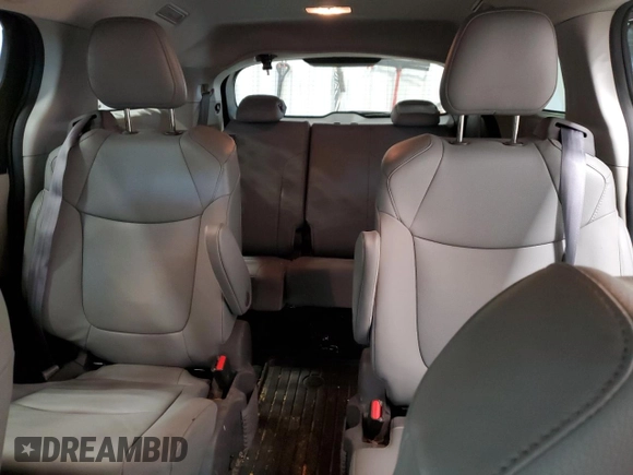 2021 Toyota Sienna XLE с VIN 5TDYSKFC8MS012409, выставлен на аукционе Copart как лот 57870055 с пробегом 82 107 миль миль и Списание • Salvage title. История ставок и продаж доступна на DreamBid. Изображение 10.