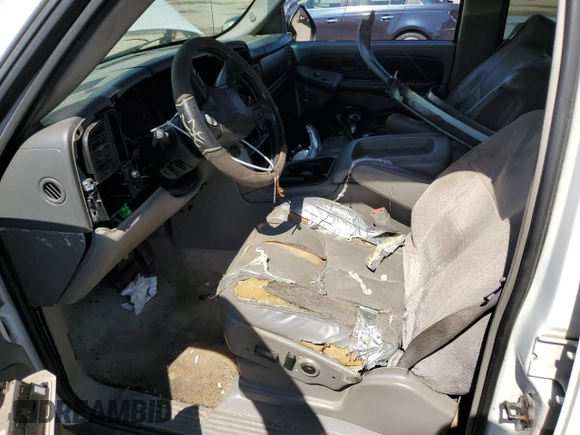 2003 Chevrolet Suburban LT with VIN 3GNEC16Z03G101118, listed as a Copart auction lot 56486765 with Not provided miles and Salvage title. Bid and sale history available at DreamBid. Image 7.