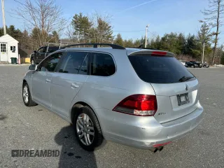 2014 Volkswagen Jetta SportWagen TDI w/Sunroof & Nav with VIN 3VWPL7AJ7EM618245, listed as a Copart auction lot 49228175 with 156,000 mi miles and Clean Title. Bid and sale history available at carsss.com. Image 3.