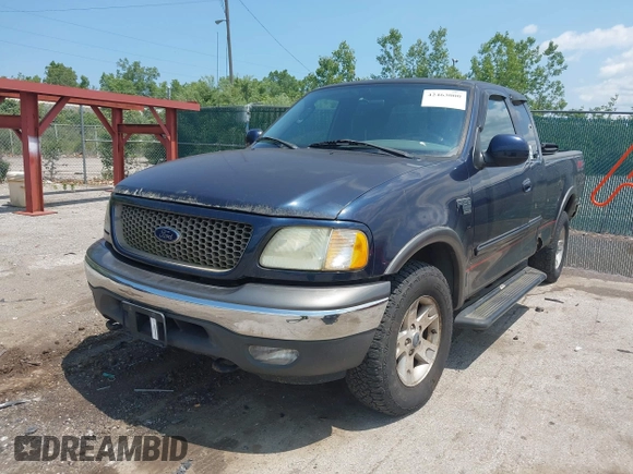 2003 Ford F-150 XL z VIN 1FTRX18L53NA25491, wystawiony jako IAAI lot #42463000 z przebiegiem 183 702 mil mil oraz . Historia ofert i sprzedaży dostępna na DreamBid. Obrazek 2.