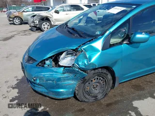 2012 Honda Fit с VIN JHMGE8H33CC009807, выставлен на аукционе IAAI как лот 41814176 с пробегом 88 612 миль миль и . История ставок и продаж доступна на DreamBid. Изображение 6.