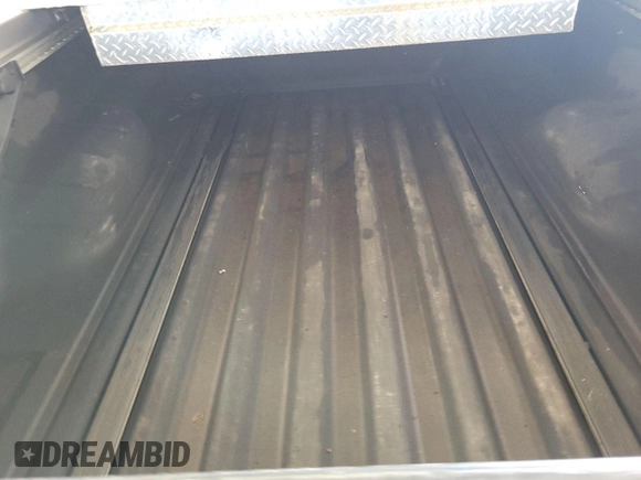 2018 Nissan Frontier Pro-4X with VIN 1N6AD0CWXJN762195, listed as a IAAI auction lot 42677692 with 136,820 mi miles and . Bid and sale history available at DreamBid. Image 7.