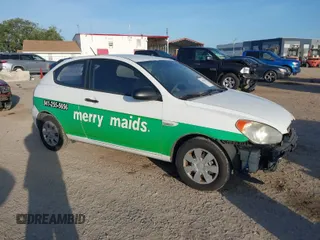 2007 Hyundai Accent GS with VIN KMHCM36C17U001726, listed as a IAAI auction lot 41962105 with 138,952 mi miles. Bid and sale history available at carsss.com. Image 1.