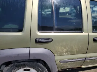 2004 Jeep Liberty Sport with VIN 1J4GL48K64W166636, listed as a Copart auction lot 55660735 with 171,662 mi miles and Clean Title. Bid and sale history available at DreamBid. Image 11.