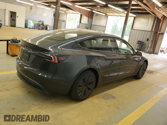 2025 Tesla Model 3 Long Range z VIN 5YJ3E1EA2SF930959, wystawiony jako Copart lot #54921345 z przebiegiem 168 mil mil oraz Szkoda całkowita • Salvage title. Historia ofert i sprzedaży dostępna na DreamBid. Obrazek 3.