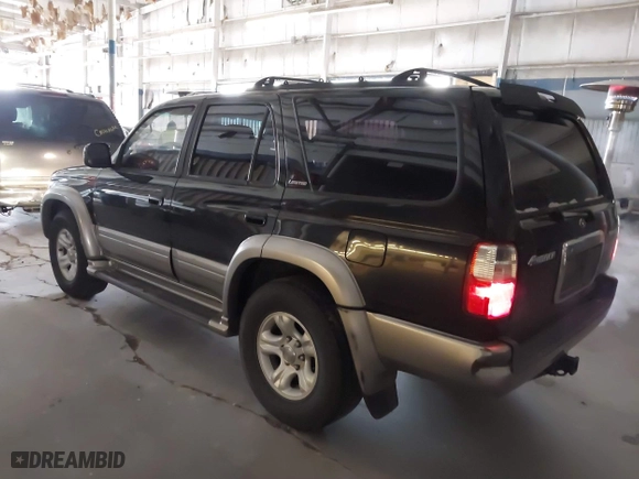 2002 Toyota 4Runner Limited with VIN JT3GN87R920228525, listed as a IAAI auction lot 41616774 with 336,394 mi miles. Bid and sale history available at carsss.com. Image 6.