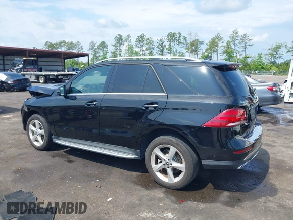 2018 Mercedes-Benz GLE 350 z VIN 4JGDA5HB1JB070660, wystawiony jako IAAI lot #42218013 z przebiegiem 66 626 mil mil oraz . Historia ofert i sprzedaży dostępna na DreamBid. Obrazek 3.