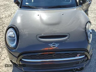 2020 MINI Hardtop 4 Door Cooper S z VIN WMWXU9C02L2M29164, wystawiony jako Copart lot #53538275 z przebiegiem 60 076 mil mil oraz Szkody całkowita. Historia ofert i sprzedaży dostępna na DreamBid. Obrazek 13.