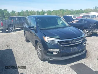 2017 Honda Pilot EX-L z VIN 5FNYF6H51HB091555, wystawiony jako IAAI lot #42141088 z przebiegiem 127 327 mil mil oraz . Historia ofert i sprzedaży dostępna na DreamBid. Obrazek 1.