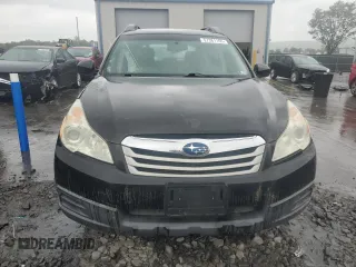 2011 Subaru Outback 2.5i z VIN 4S4BRBAC9B3353790, wystawiony jako Copart lot #57381165 z przebiegiem 175 761 mil mil oraz Szkody całkowita. Historia ofert i sprzedaży dostępna na DreamBid. Obrazek 5.