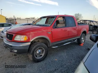 2003 Ford F-150 XLT with VIN 1FTRW08L23KB71801, listed as a Copart auction lot 47212895 with 170,028 mi miles and Salvage Title. Bid and sale history available at carsss.com. Image 1.