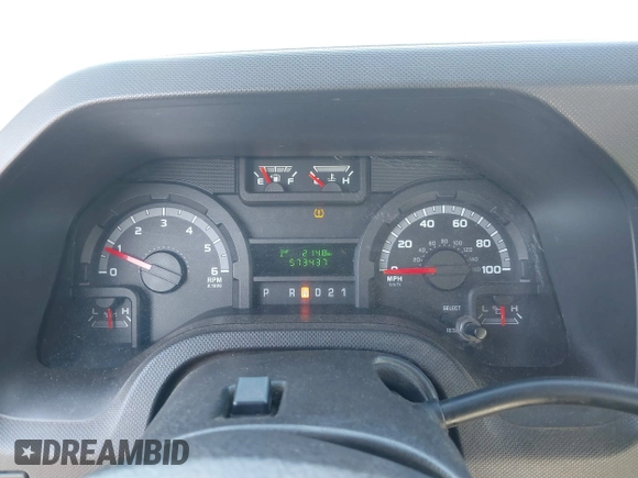 2011 Ford Econoline Cargo Commercial z VIN 1FTNE1EW0BDB11766, wystawiony jako IAAI lot #41948043 z przebiegiem 573 437 mil mil oraz . Historia ofert i sprzedaży dostępna na DreamBid. Obrazek 7.