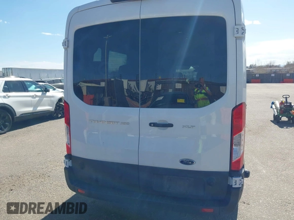 2024 Ford Transit Passenger XL with VIN 1FBAX2C8XRKA52531, listed as a IAAI auction lot 41788665 with 14,070 mi miles and . Bid and sale history available at carsss.com. Image 16.