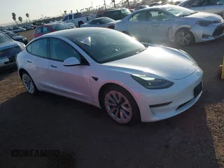 2021 Tesla Model 3 Long Range z VIN 5YJ3E1EB0MF936609, wystawiony jako IAAI lot #41599411 z przebiegiem 55 993 mil mil oraz . Historia ofert i sprzedaży dostępna na DreamBid. Obrazek 1.
