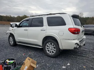 2010 Toyota Sequoia Platinum with VIN 5TDYY5G14AS030012, listed as a Copart auction lot 84198654 with 320,684 mi miles and Salvage Title. Bid and sale history available at carsss.com. Image 2.
