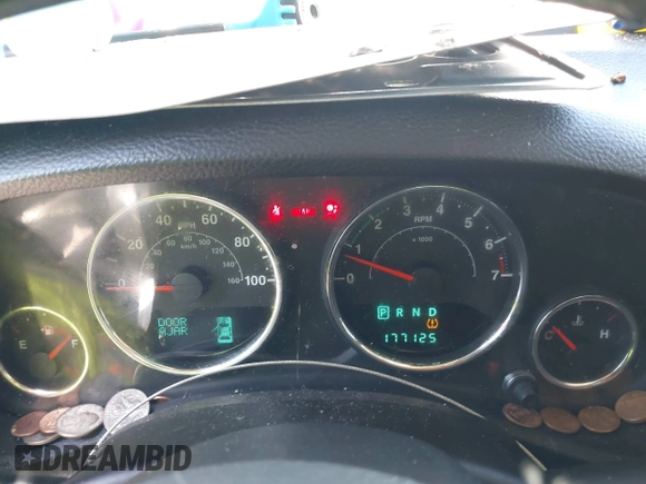 2013 Jeep Wrangler Unlimited Sport with VIN 1C4BJWDG4DL697208, listed as a IAAI auction lot 39507413 with 177,125 mi miles and . Bid and sale history available at DreamBid. Image 7.