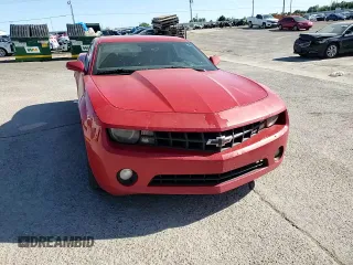 2011 Chevrolet Camaro 2LT z VIN 2G1FC1ED4B9193354, wystawiony jako Copart lot #57403725 z przebiegiem 255 443 mil mil oraz Szkoda całkowita • Salvage title. Historia ofert i sprzedaży dostępna na DreamBid. Obrazek 13.