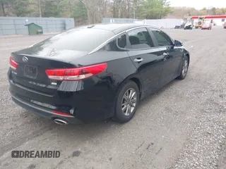 2016 Kia Optima LX Turbo with VIN 5XXGT4L16GG095223, listed as a IAAI auction lot 42096726 with 89,833 mi miles. Bid and sale history available at carsss.com. Image 4.