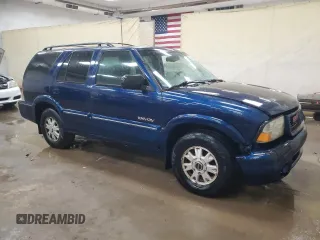 2000 GMC Jimmy Diamond Edition Luxury with VIN 1GKDT13W0Y2111800, listed as a Copart auction lot 84064874 with 185,746 mi miles and Clean Title. Bid and sale history available at carsss.com. Image 4.