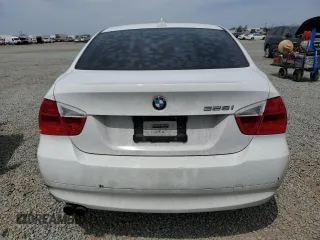 2008 BMW 3 Series 328i z VIN WBAVC53568FZ87064, wystawiony jako Copart lot #56761755 z przebiegiem 197 539 mil mil oraz Szkoda całkowita • Salvage title. Historia ofert i sprzedaży dostępna na DreamBid. Obrazek 6.
