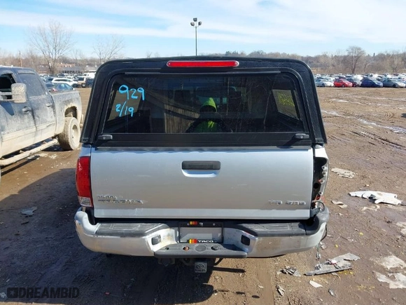 2008 Toyota Tacoma with VIN 5TEUU42N48Z512099, listed as a IAAI auction lot 41655898 with 62,477 mi miles. Bid and sale history available at carsss.com. Image 16.
