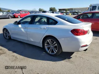 2019 BMW 4 Series 430i z VIN WBA4J1C50KBM16310, wystawiony jako Copart lot #46439995 z przebiegiem 67 030 mil mil oraz Szkody całkowita. Historia ofert i sprzedaży dostępna na DreamBid. Obrazek 2.
